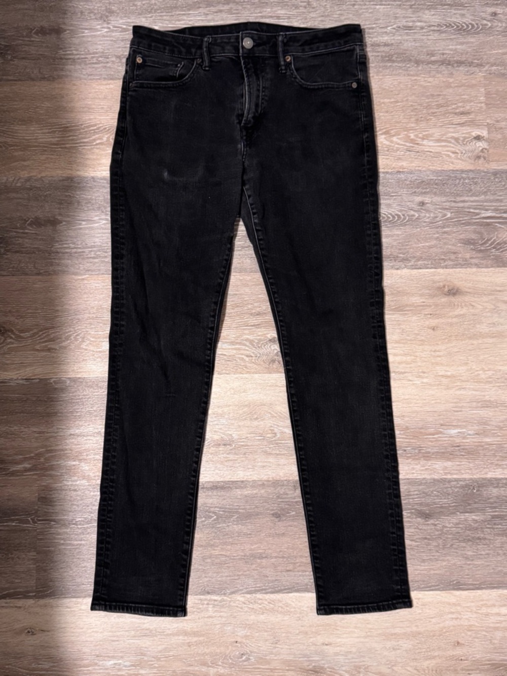 American Eagle Outfitters Men’s Black Skinny Jeans